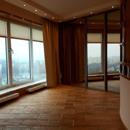 2 Apartman Varsó